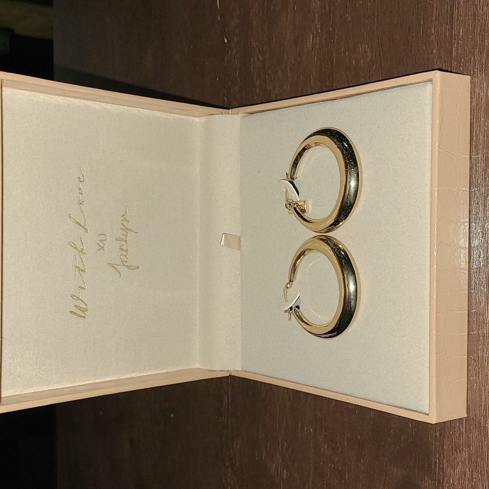 The Crescent Moon Classic - Gold